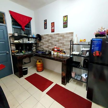 Lh Alisha Homestay Wangsa Mewangi גואה מואסנג מראה חיצוני תמונה