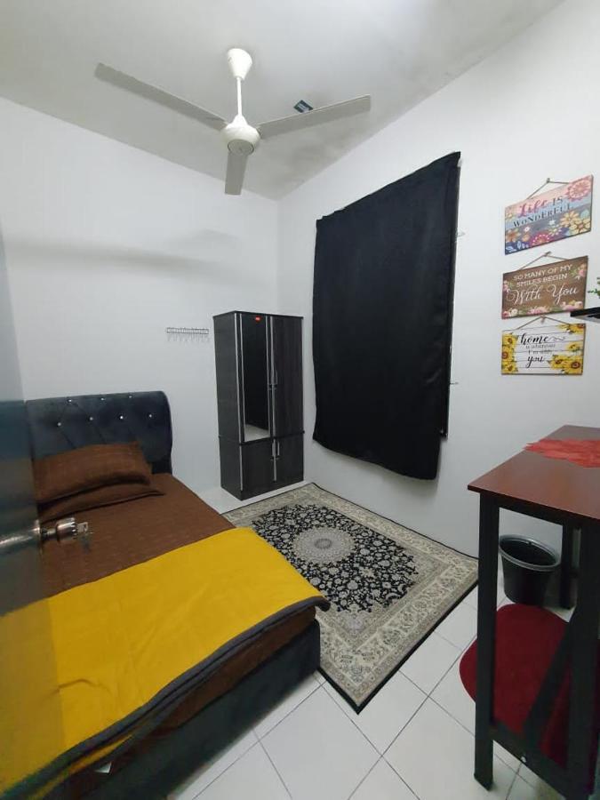 Lh Alisha Homestay Wangsa Mewangi גואה מואסנג מראה חיצוני תמונה